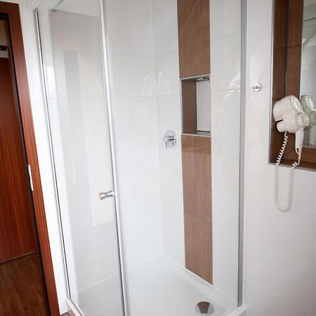 Vier Jahreszeiten Rooms Husum  Экстерьер фото